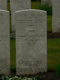 Etaples Military Cemetery - Orme, Albert