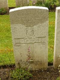 Etaples Military Cemetery - Osborne, Henry