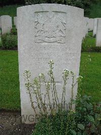 Etaples Military Cemetery - Otter, James Hubert