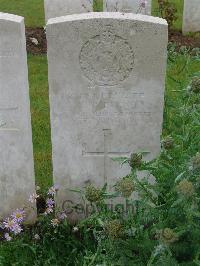 Etaples Military Cemetery - Overend, A