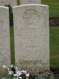 Etaples Military Cemetery - Packman, W J