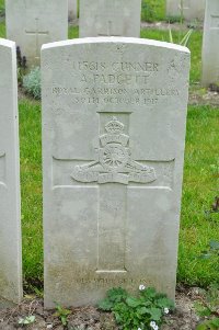 Etaples Military Cemetery - Padgett, Arthur