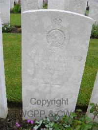 Etaples Military Cemetery - Paley, Fred