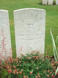 Etaples Military Cemetery - Parker, Albert