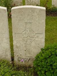 Etaples Military Cemetery - Parker, George