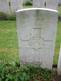 Etaples Military Cemetery - Parker, W