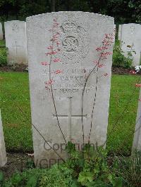 Etaples Military Cemetery - Parkes, Charles