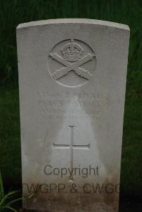Etaples Military Cemetery - Pateman, Percy