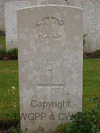 Etaples Military Cemetery - Paterson, Robert