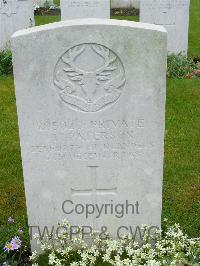 Etaples Military Cemetery - Paterson, T