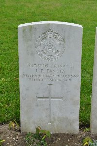 Etaples Military Cemetery - Pavely, J P