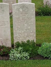 Etaples Military Cemetery - Pawsey, J W