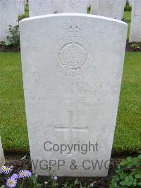 Etaples Military Cemetery - Pearce, Albert Sidney