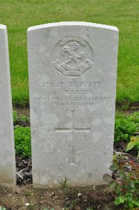 Etaples Military Cemetery - Pearson, Albert