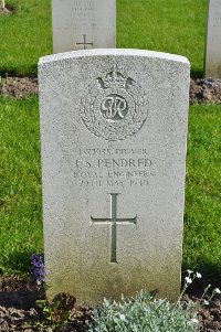 Etaples Military Cemetery - Pendred, Frederick Sydney