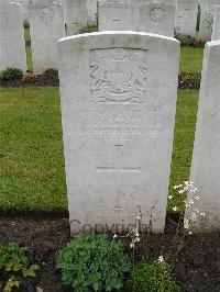Etaples Military Cemetery - Perks, Albert