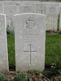 Etaples Military Cemetery - Perriam, P
