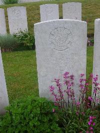 Etaples Military Cemetery - Perring, Alfred Charles