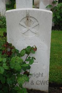 Etaples Military Cemetery - Persson, Paul C.