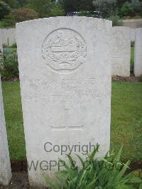 Etaples Military Cemetery - Petty, C F