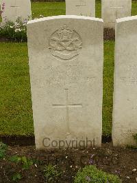 Etaples Military Cemetery - Phillips, Jessie