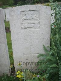 Etaples Military Cemetery - Phillips, W
