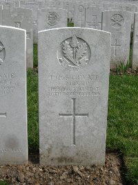 Etaples Military Cemetery - Pickup, Lawrence
