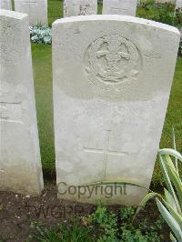 Etaples Military Cemetery - Pierson, William Alfred