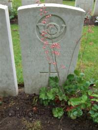 Etaples Military Cemetery - Pilbrow, John