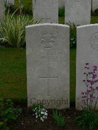 Etaples Military Cemetery - Pilling, Ralph