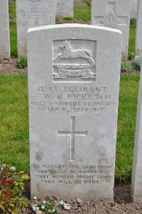 Etaples Military Cemetery - Piper, William Henry