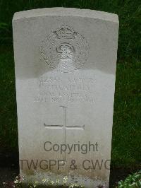 Etaples Military Cemetery - Pitcaithly, John