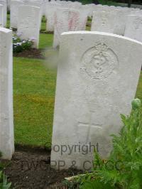 Etaples Military Cemetery - Plane, Arthur