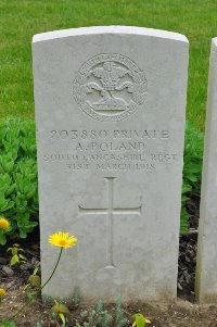 Etaples Military Cemetery - Poland, A