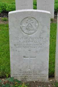 Etaples Military Cemetery - Powell, A J