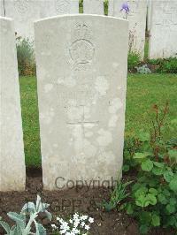 Etaples Military Cemetery - Powell, Howell Wyndham