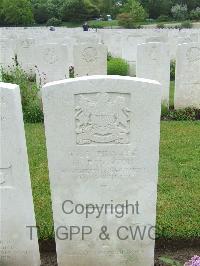 Etaples Military Cemetery - Poynton, Herbert