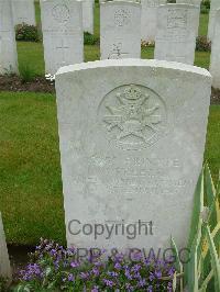 Etaples Military Cemetery - Preece, W