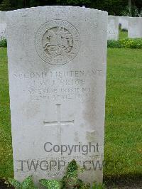 Etaples Military Cemetery - Price, J W J