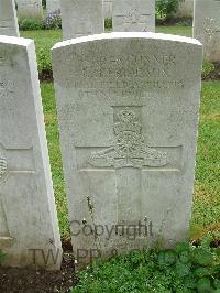 Etaples Military Cemetery - Prideaux, Leonard Henry