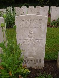 Etaples Military Cemetery - Pritchard, G