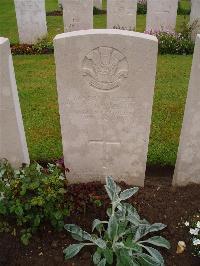 Etaples Military Cemetery - Protheroe, William John