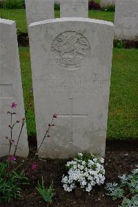Etaples Military Cemetery - Pugh, Sidney Stockton