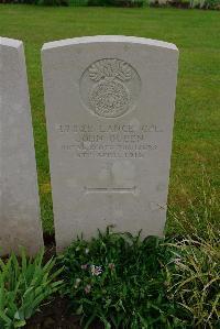 Etaples Military Cemetery - Queen, John