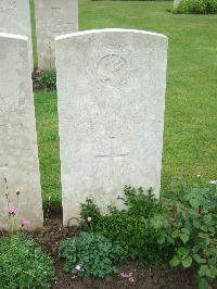 Etaples Military Cemetery - Quinn, John