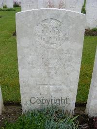 Etaples Military Cemetery - Ramery, H