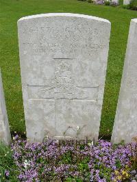 Etaples Military Cemetery - Ramsay, G