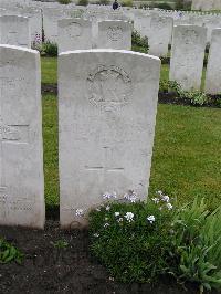 Etaples Military Cemetery - Ramsay, William