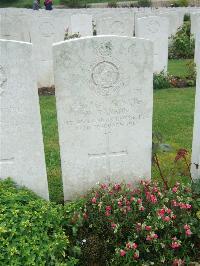 Etaples Military Cemetery - Ranson, W