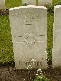 Etaples Military Cemetery - Rasmussen, Julius
